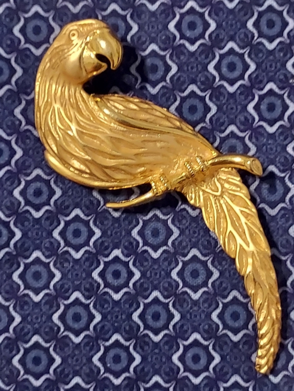 Vintage JJ Macaw Parrot Gold Tone Brooch, 1980s Signed JJ